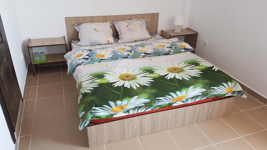 Soliday Apartment Вама Веке Екстериор снимка