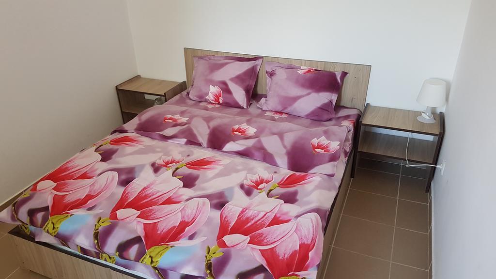 Soliday Apartment Вама Веке Екстериор снимка
