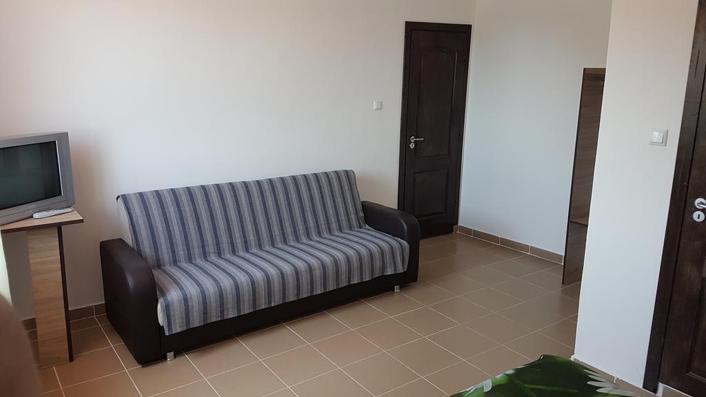 Soliday Apartment Вама Веке Екстериор снимка