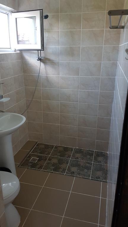 Soliday Apartment Вама Веке Екстериор снимка
